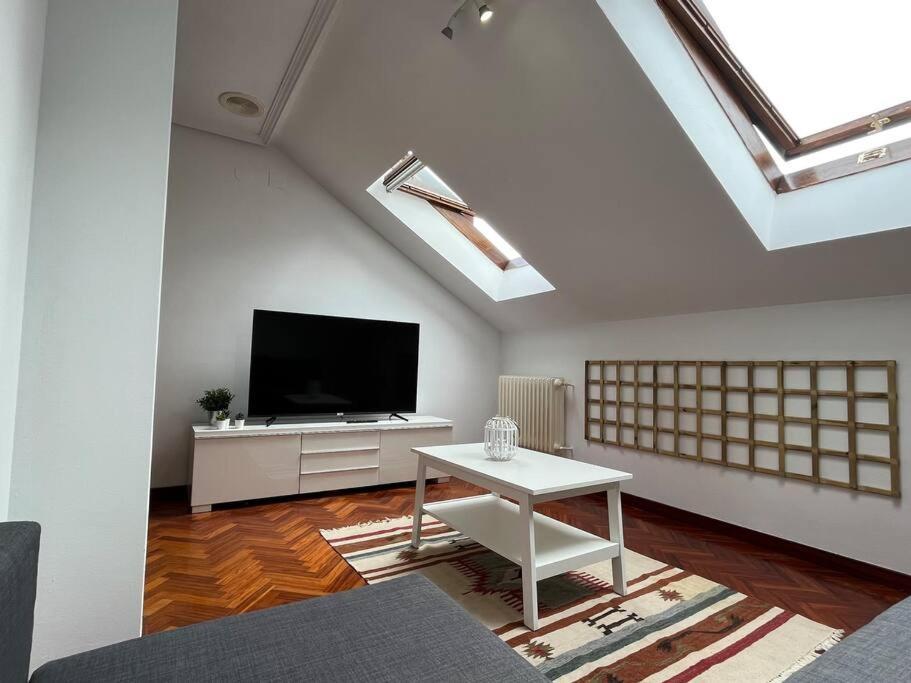 Apartamento El Fontan, Parking Gratuito Gijón Extérieur photo
